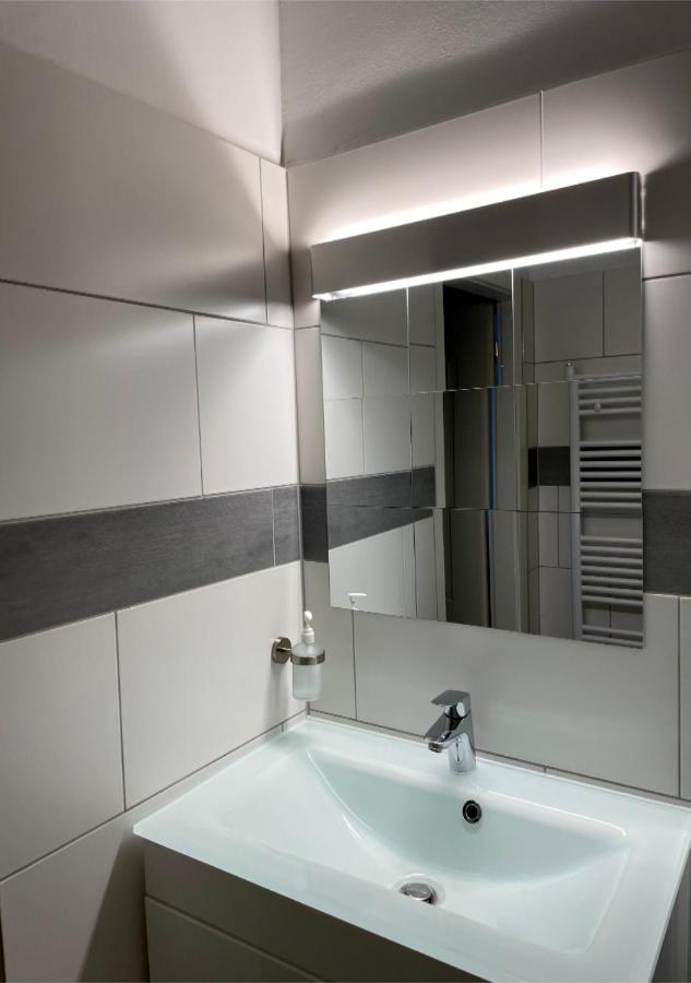 Apartment Wien Mitte Екстер'єр фото